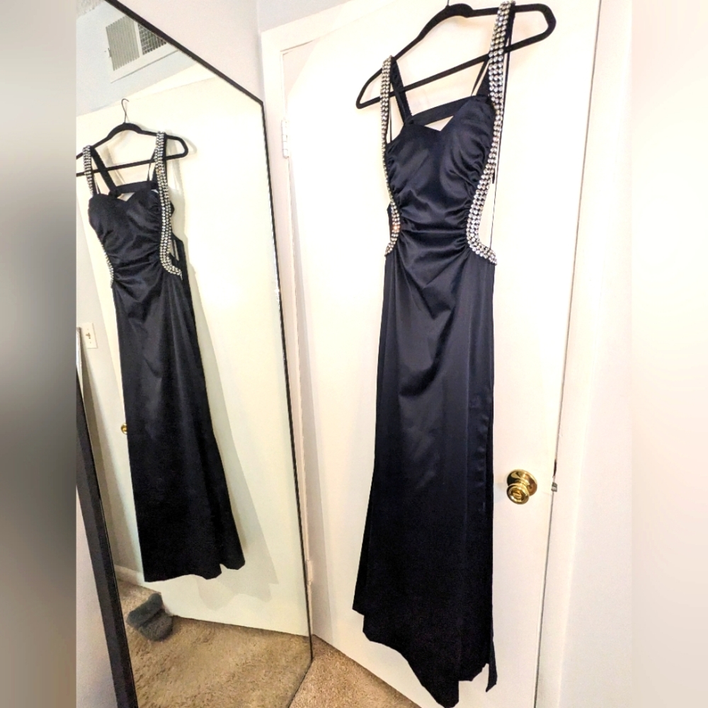 Navy blue prom dress